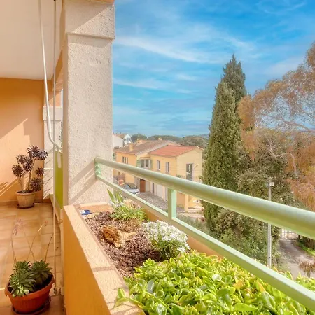 Bel Appartement Classe 3 Etoiles Bormes-les-Mimosas Exterior photo
