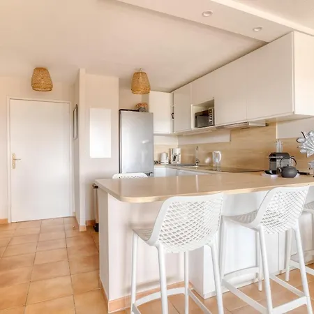 Bel Appartement Classe 3 Etoiles Bormes-les-Mimosas Exterior photo